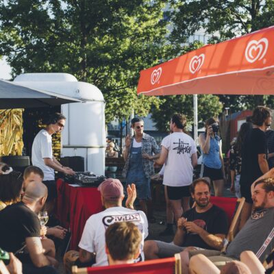 Titelbild "Radio Fantasia"